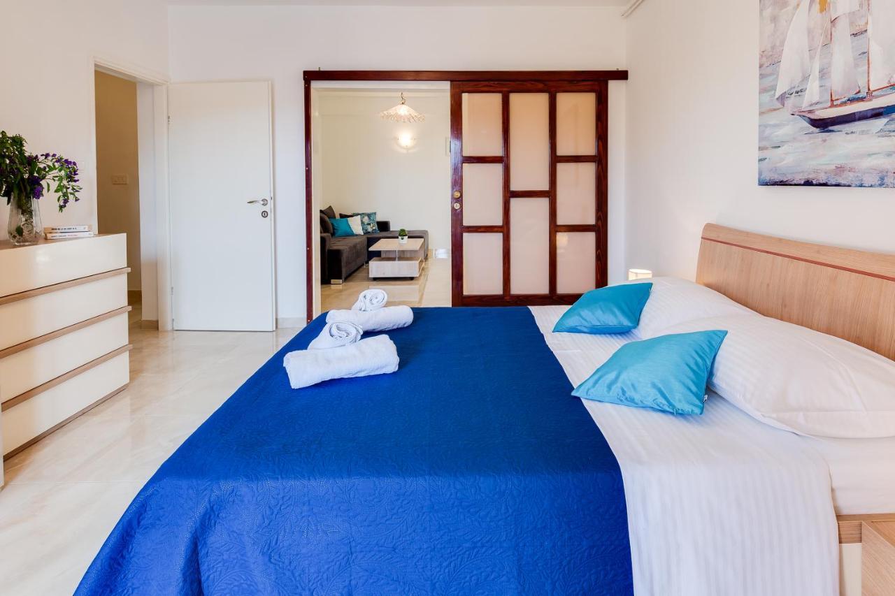 Juric Apartments-Rab Palit Exterior photo
