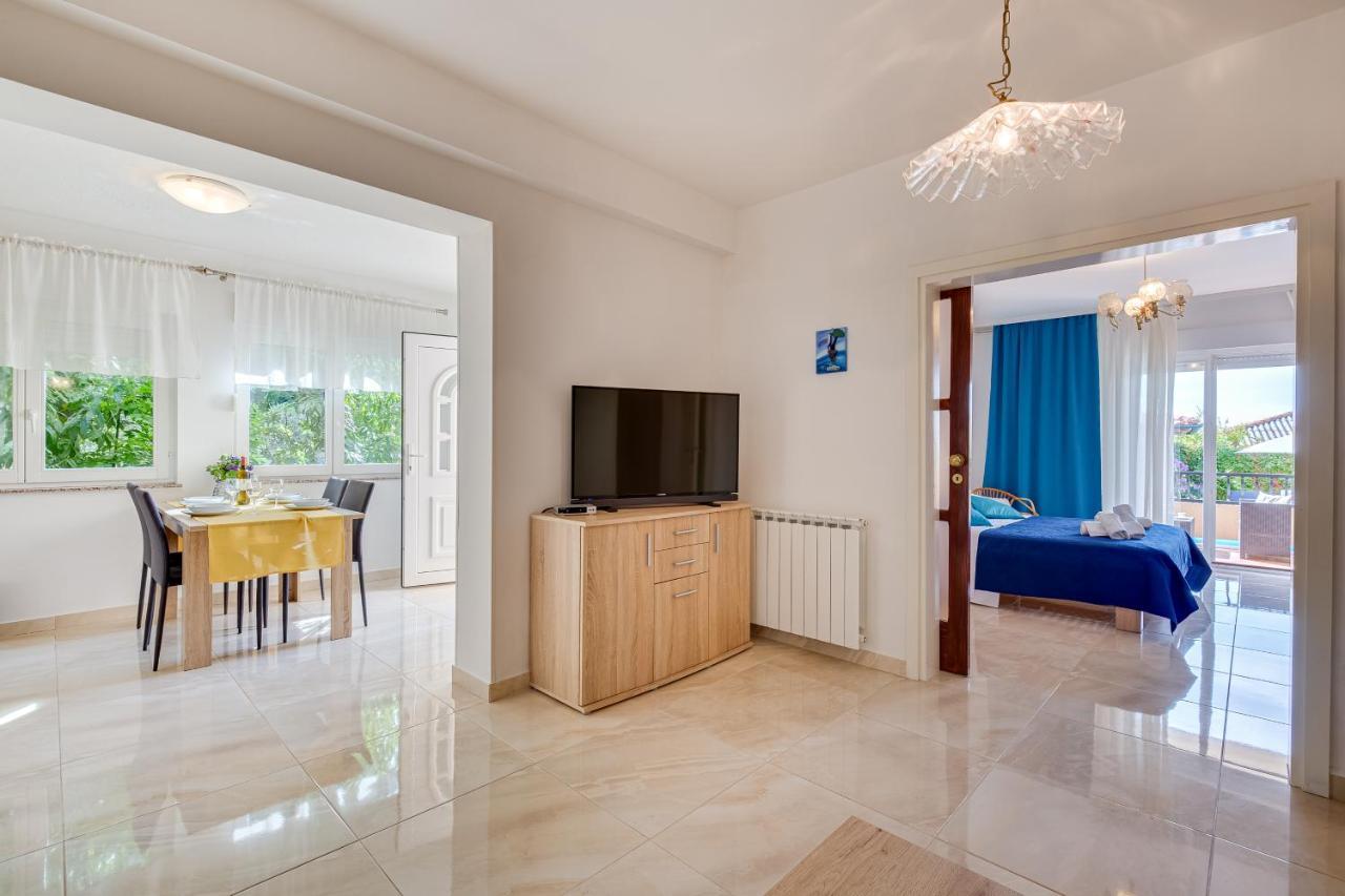 Juric Apartments-Rab Palit Exterior photo